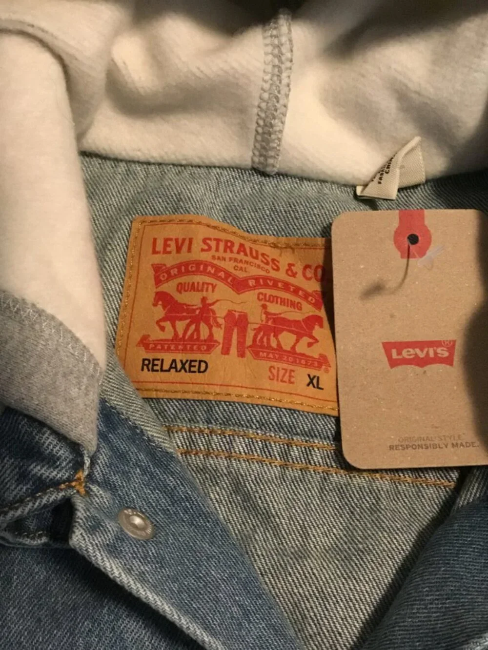 NWT Levis Trucker Gray Sweatshirt Hoodie & Sleeves Denim Snap Front Jacket XL - Picture 4 of 11